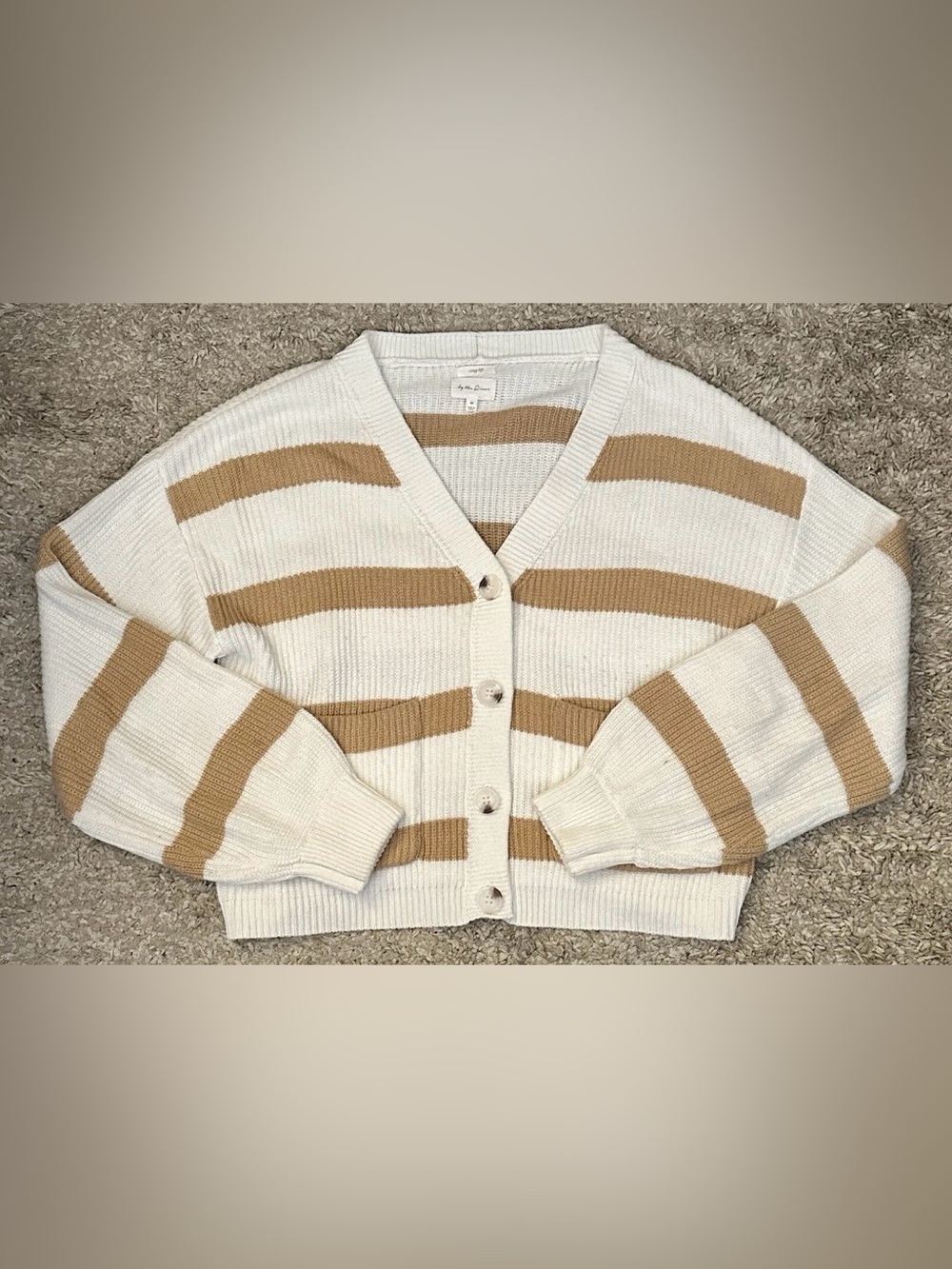 By The River Women’s M White/Brown Stripe V-Neck Long Sleeve Button-Up Sweater